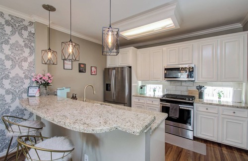 Midtown House | Perfect Location Charming 2-Bdrm with Yard & Garage