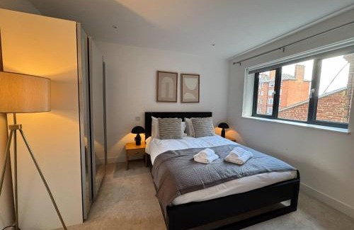 Fulham Broadway Apartment | Perfect London Old Brompton Apartment