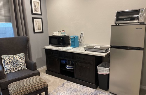 Mesa Apartment | Perfect Quiet & Homey! 2 min drive Bell Bank Park