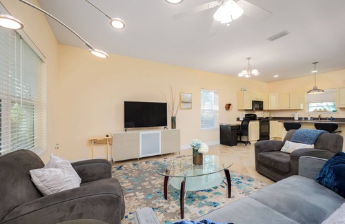 Downtown Historic District House | Perfect wedding/beach/golf retreat