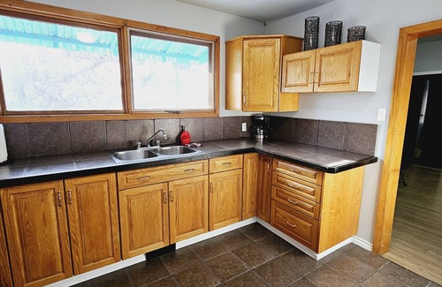 Esterhazy House | Pet friendly 1 bedroom bungalow