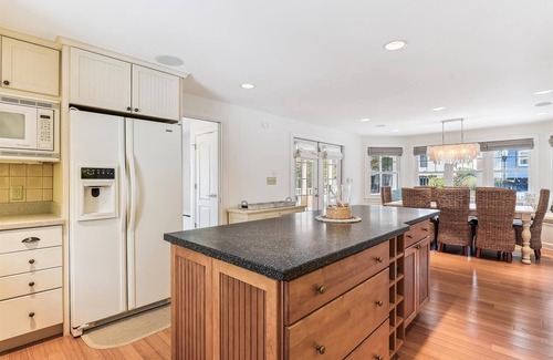 Cat Hill House | Pet Friendly 5 Bedroom Bayside Home in Bethany Beach!
