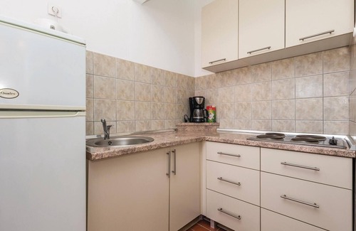 Dinjiska Apartment | Pet friendly apartment in Dinjiska