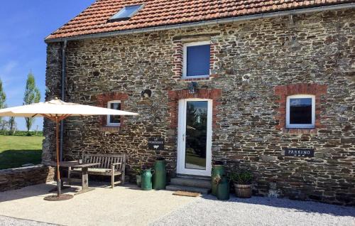 Villiers-Fossard House | Pet Friendly Home In Villiers-Fossard