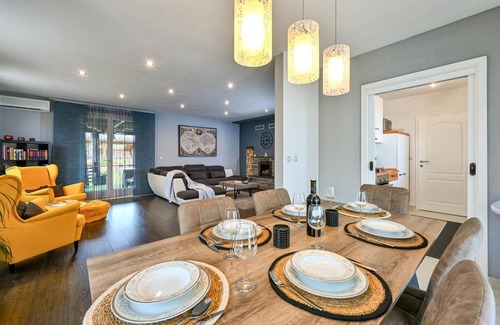 Vrbovec House | Pet friendly home in Banovo with sauna