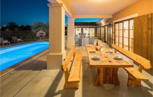 Melnica House | Pet Friendly Home In Barban With Sauna