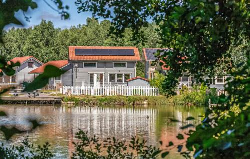 Bourbourg House | Pet Friendly Home In Bourbourg With Lake View