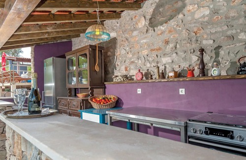 Cove Osibova (Milna) House | Pet friendly home in Milna