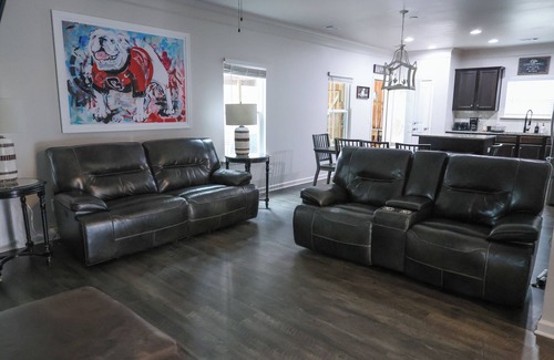 Athens House | Pet-friendly home minutes from Downtown/UGA Campus