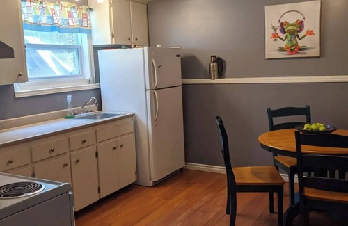 Stellarton Apartment | Pet Friendly Two Bedroom Apartment in the town of Stellarton.