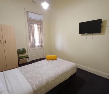 Peterborough Hotel | PETERBOROUGH HOTEL