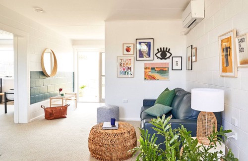 Peterborough Hotel | Peterborough House & Motel