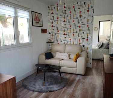 Tregastel House | petite maison cosy