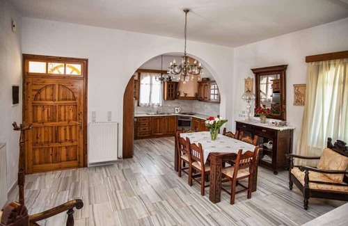 Dhrimiskos Villa | Petrinos Milos