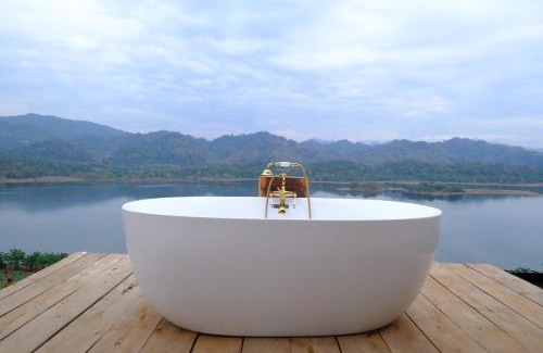 Sangkhla Buri Resort | petruntee resort