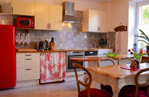 Ludwigswinkel House | Pfalzart - Uff de Stell - Ferienhaus, Dusche, WC, 2 Schlafräume