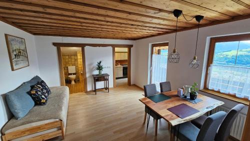 Bischofshofen Apartment | Pfleger Ranch am Schönegg Gut