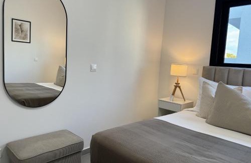 Aglantzia Apartment | Phaedrus Living: White Hills Suites City View