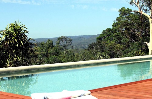 Eumundi Bed & Breakfast | Phoenix Eumundi Bed & Breakfast