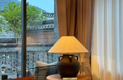 Fenghuang Apartment | Phoenix Hall House Hotel