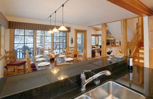 Teton Village House | Phoenix House in Teton Village Gateway to GTNP and skiing at Jackson Hole!