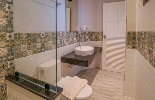 Khaem Son Hotel | Phukaew Resort & Adventure Park