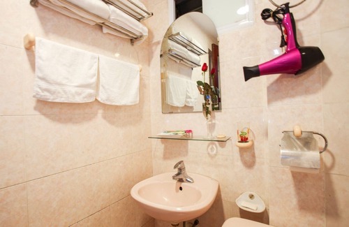 Long Bien Hotel | Phuong Trang Hotel Hanoi