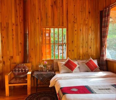 Sa Pa House | Pi Noong Cafe & Homestay