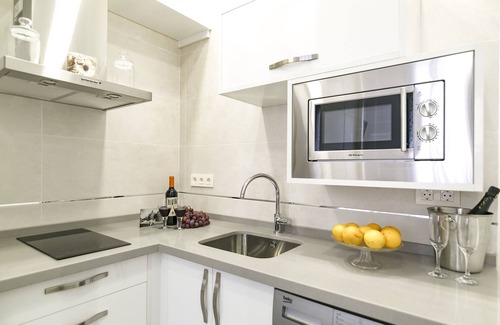 San Felipe Neri Apartment | "Picasso Premium Apartment", your break in the historic center of Malaga