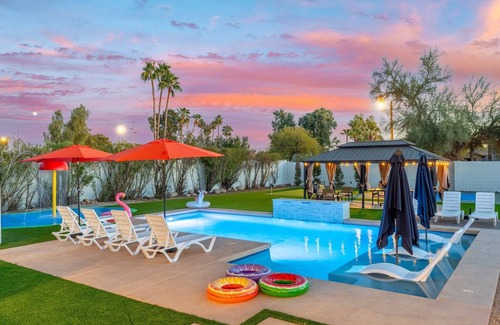 Norma Estates House | Pickleball Golf Heated Pool Splash Pad