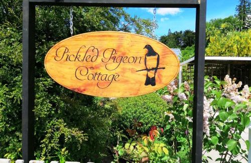 Lawrence House | Pickled Pigeon Cottage