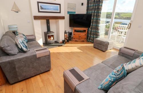 St Brides House | Pickleridge View