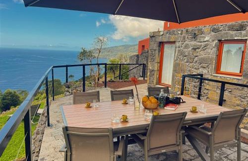 Lajes do Pico House | Picolo-Mondo