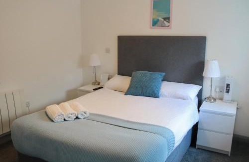 Eastbourne City Centre Apartment | Pier12