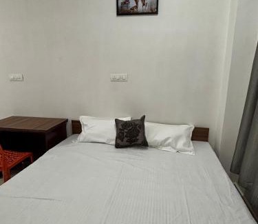 Ram Nagar Bed & Breakfast | Pine Haven dharamshala