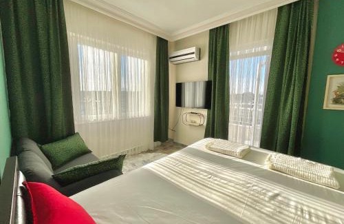 Lara Apartment | Pine & Ocean Breeze Lara Beach Antalya