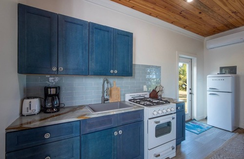 Governor's Harbour House | Pineapple House 4 Bedroom Home