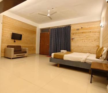 Gureghar Resort | Pinewood mahabaleshwer