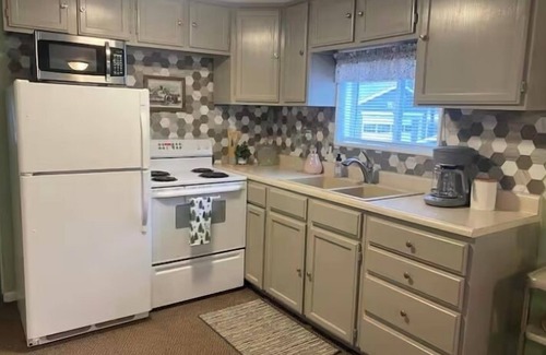 Gaylord Cottage | Pink Door Cottage. Northern Michigan Cottage.