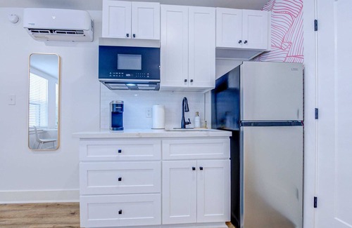 Galveston Apartment | Pink Flamingo Studio Apartment