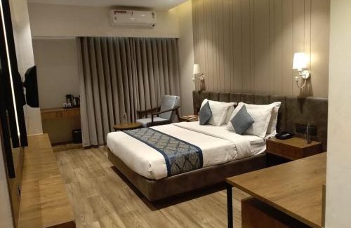 Ahmedabad Hotel | Pinnacle Grand Hotel