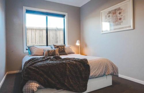 Curlewis Villa | Pinnacle of Comfort on the Bellarine, Curlewis.