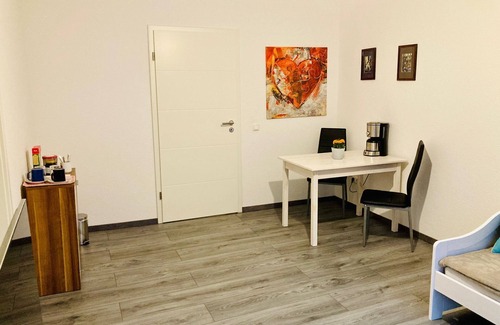 Weissenfels Apartment | Pino's Oasis