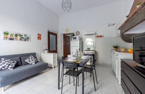 Pisa Apartment | Pisa Bright Apartment near the Airport