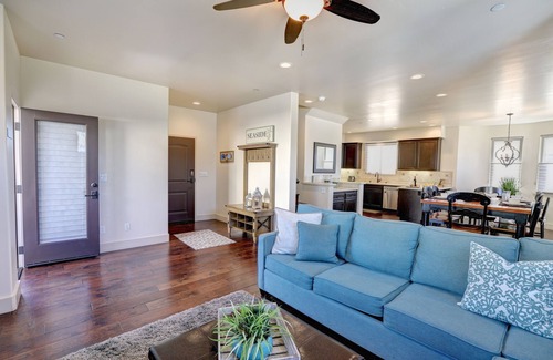 Downtown House | Pismo Awesome Ocean Views - ocean side of Hwy 101