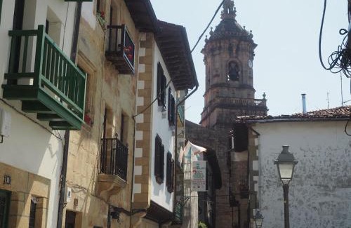 Hondarribia Historic Center Apartment | Piso con encanto en la parte vieja.