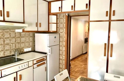 Gijon-Este Apartment | Piso con Garaje Cerca de la Playa