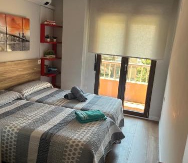 Zaidin Apartment | PISO JUNTO PALACIO CONGRESOS Y METRO, CENTRICO CON PISCINA