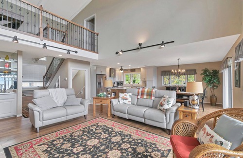 Banner Elk House | Plan Your Fall Mountain Trip Now on Cloud 9 - Spa, Gym, New Kitchen, Top Views !