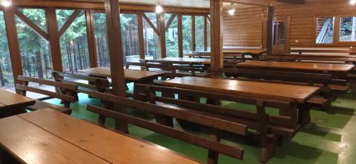 Ravna Gora Ski Chalet | Planinarski dom Ružica